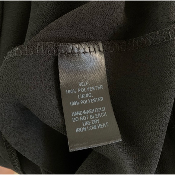 LULU’s Black Shift Dress Built-in Lining Rear Back Zip Closure Women’s XS - Picture 4 of 4